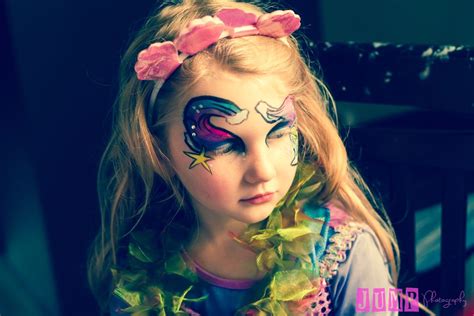 Mia Getting Her Face Painted At Her 6th Birthday Party The Face Paint Even Glowed In The Dark