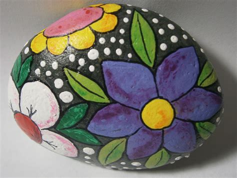 Painted Rock Flowers Kreativ Havekunst