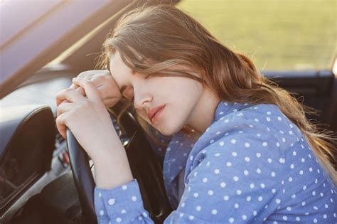Premium Photo Exhausted Overworked Female Driver Cant Drive Car Any