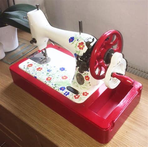 Upcycled Singer Sewing Machine