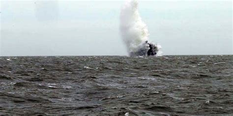 Watch Royal Navy Detonates 1100 Pound World War Ii Bomb Found In The River Thames Fox News