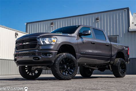 Lifted 2020 Ram 1500 With 6 Inch Fabtech Suspension Lift Kit And 22×12