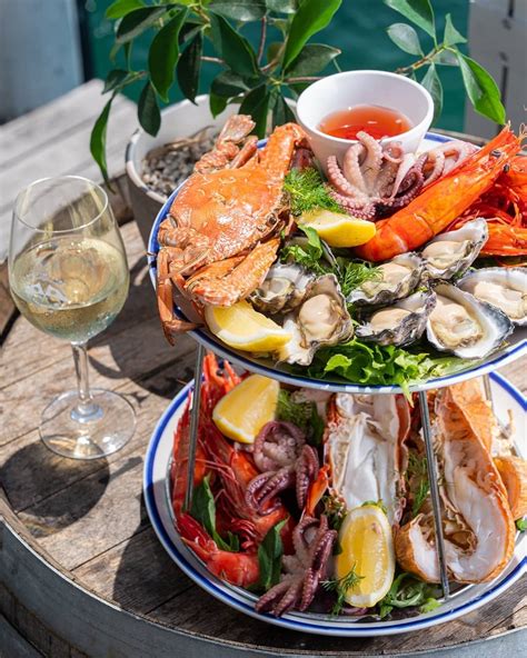 The 13 Best Seafood Restaurants In Sydney And Highlights From Each