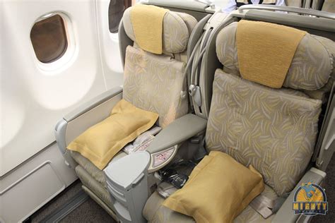 Review Asiana Airlines Airbus A330 Business Class Jakarta Indonesia To Seoul South Korea Oz762