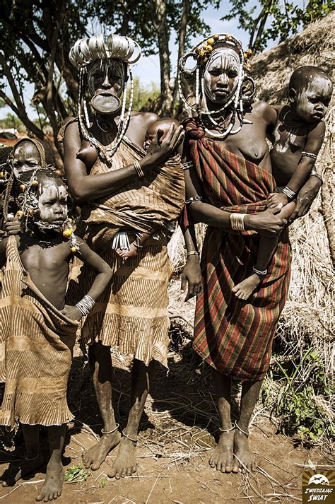 Pin On Southern Ethiopia Mursi Tribe