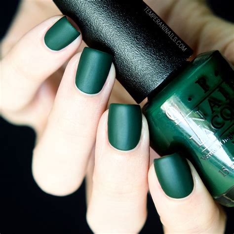 Opi Christmas Gone Plaid And Opi Matte Top Coat Green Nails Trendy