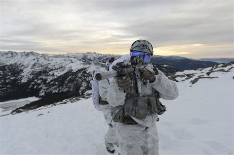 Us Army Tests Snow Camo Overwhites