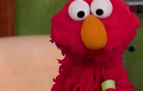 Elmo Gets The Covid Vaccine And Says ‘there Was A Little Pinch But It