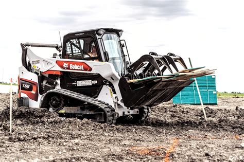 Bobcat Unveils 4 New R Series Skid Steers And Ctls S64 S66 T64 And
