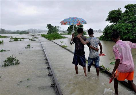 Floods In Indias Assam Force A Million From Their Homes Islamic