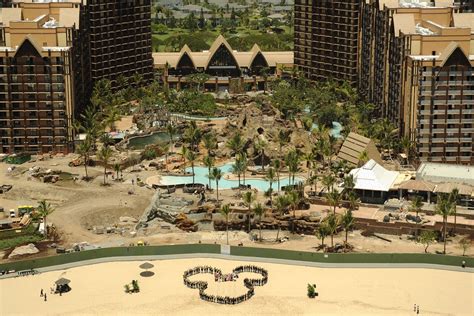 Aulani Disneys Hawaii Resort Reaches Construction Milestone The