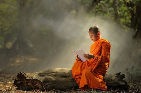 Buddhist Monk Wallpapers Wallpaper Cave