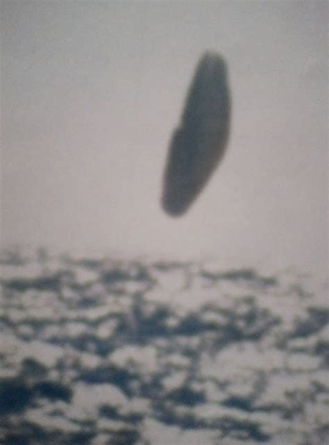 Could Leaked Arctic Ufo Pics Taken From Us Submarine In 1971 Prove
