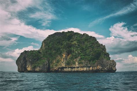 Island Shaped Like Turtle Krabi Thailand Nature Clouds Ocean