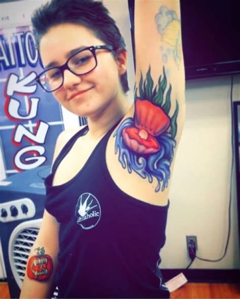 Another 12 Of The Craziest Armpit Tattoos Oddee Armpit Tattoo