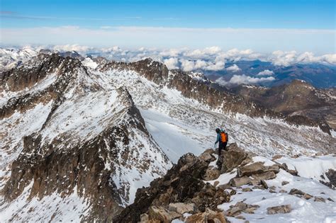 Nos vamos de viaje a los picos más altos de España – Lugares y Más
