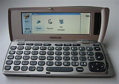 Throwback Tech Thursday We Revisit Nokia 9210 Communicator The Phone