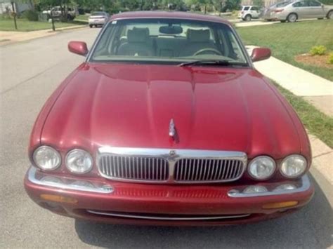Buy Used 2000 Jaguar Xj8 8 Cylinder In Chapmansboro Tennessee United
