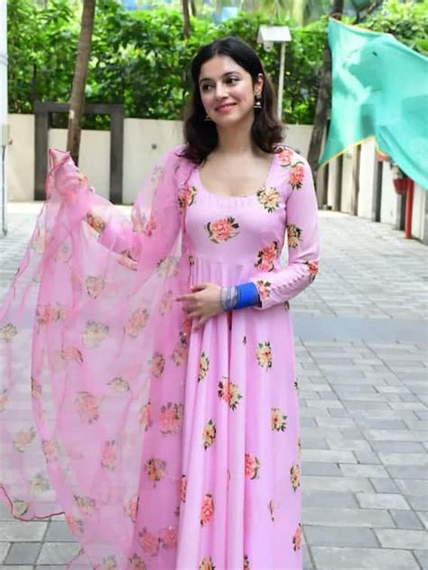 Divya Khosla Kumar Gorgeous Looks In Floral Anarkali Dress See Her Mesmerising Photos Divya