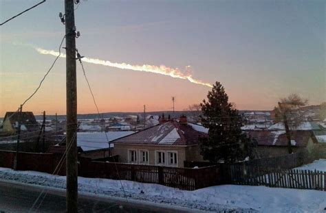 Meteor Explodes Over Russia Nearly 1100 Injured
