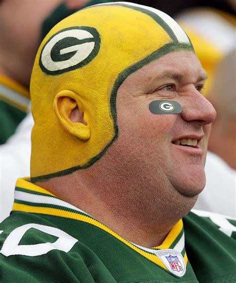 The Average Green Bay Packers Fan Packers Football Football Fans Greenbay Packers Football