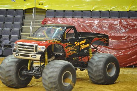 Monster Trucks 1242009 Screamin Demon And Some Dirt Flickr