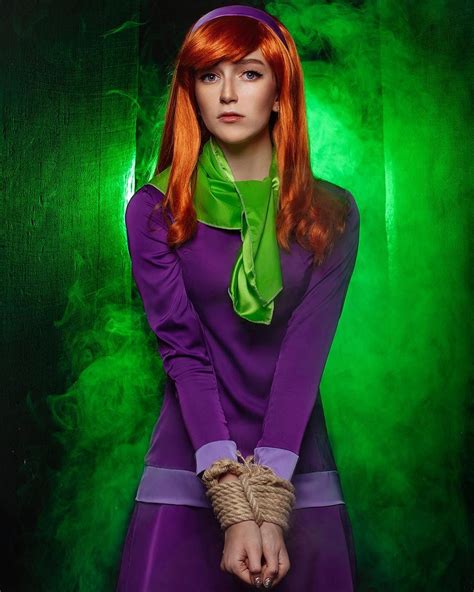 Daphne From Scooby Doo Has Become A Popular Cosplay Character Lately And These People Have