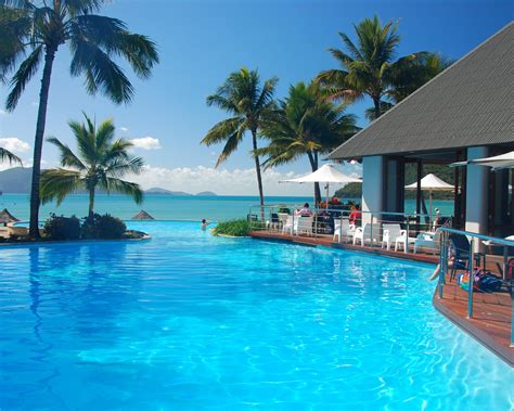 Wallpaper Resort Pool Palm Trees Sea 3840x2160 Uhd 4k Picture Image