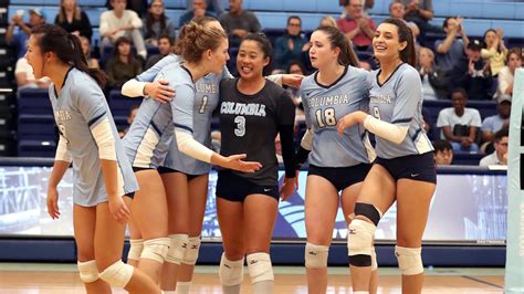 College Volleyball An Incredibly Popular Sport In The Usa Slamstox