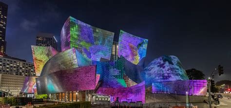 Frank Gehry S Walt Disney Concert Hall Illuminates With Dream Like