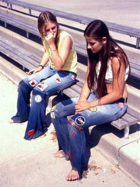 43 Cool Pics Of Teenage Girls That Defined Young Fashion Of The 1970s