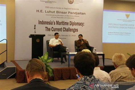 Dari semua negara tersebut, menurutnya, pemerintah indonesia berhasil menyelesaikan 18 perjanjian batas maritim untuk laut wilayah maupun perairan. Dimiyanto Hartanto Tentang Negara Maritim - Visi Maritim ...