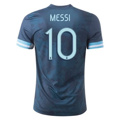 Le ballon officiel de football de l'euro 2020 (repoussé en 2021) s'appelle uniforia.créé par adidas, équipementier officiel de l'uefa pour cette compétition, à qui l'on doit déjà les précédents ballons du championnat d'europe de foot : Maillot extérieur authentique Lionel Messi Argentina 2020 ...