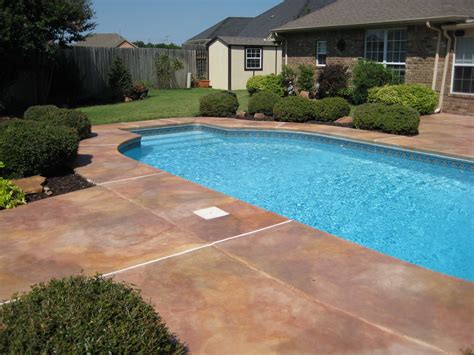 Best Paint For Concrete Pool Deck And Best Colors For A Cement Pool