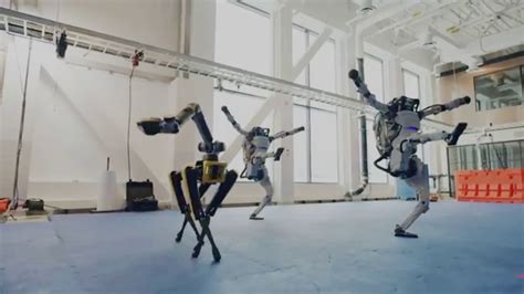 Esta Es La Versión Que Realmente Bailan Los Robots De Boston Dynamics Videos