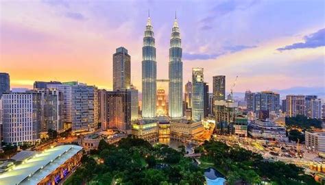 High season is considered to be november, december and january. 5 Amazing Places To Visit In Kuala Lumpur For Adventure In ...