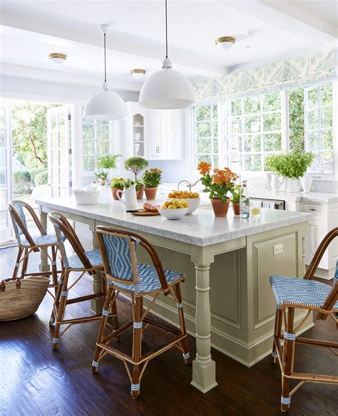 15 Rules For Decorating With Blue And White White Kitchen Design