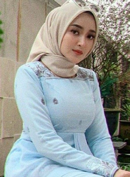 pin by kimung lutfi hafaz on hijab model pakaian gaya hijab hijab chic