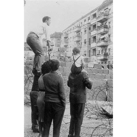 Berlin Wall 50 Years Since Construction Of The Wall Began