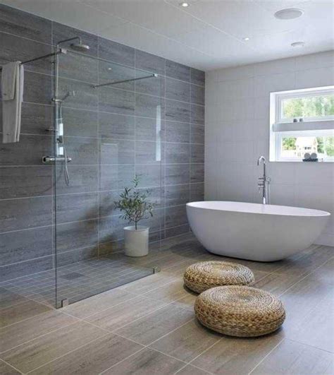 Trouvez, comparez, et choisissez la baignoire de vos rêves ! idee deco salle de bain avec douche et baignoire - Idée de ...