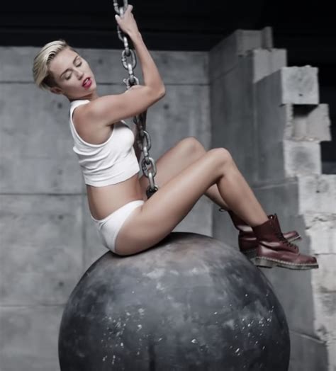Sorry Original Wrecking Ball Miley Cyrus S Disco Wrecking Ball Outfit At MTV VMAs