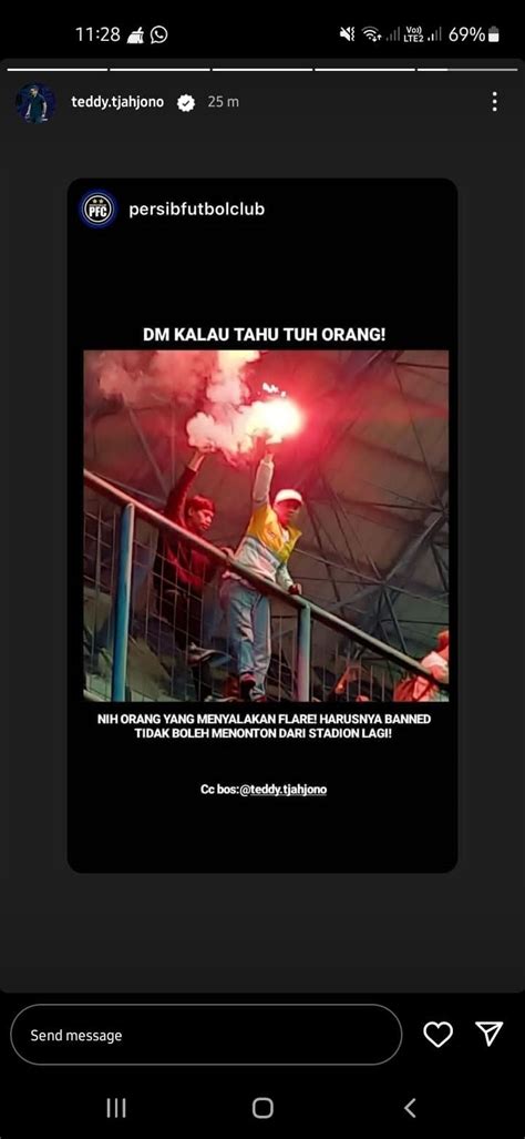 Teddy Tjahjono Benarkan Pihaknya Sedang Cari Identitas Pelaku Suporter Nyalakan Flare Saat