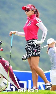 Natalie Gulbis Felt Naked During Body Painting Photoshoot For Sports