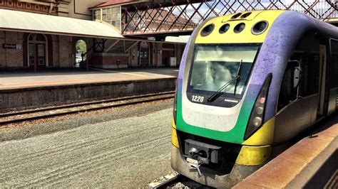 Bendigo Metro Rail Service Ready To Roll Abc News