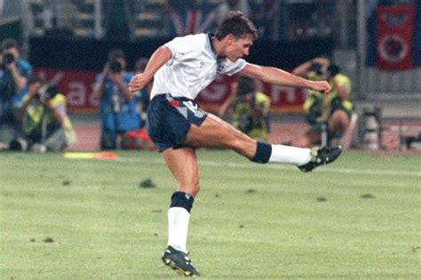 Gary lineker targeted by hmrc over £4.9m tax bill. England-Legende: Bei der WM 1990 spielte Lineker mit ...