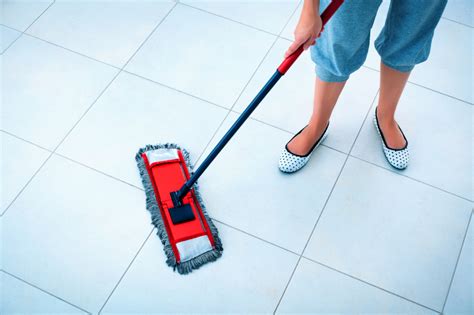 Porcelain & ceramic tile cleaner is a unique penetrating scouring compound that quickly and easily removes stubborn stains, grease, soap scum, heel and scuff marks, dirt and everyday grime, porcelain & ceramic tile cleaner can be used by hand or with a floor machine and will also clean grout very well. Tips for cleaning ceramic tile floors | Tasteful Space