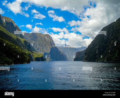 The Beautiful Fjords Of Milford Sound In New Zealand Stock Photo Alamy