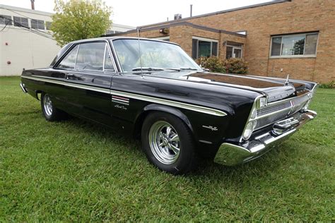 1965 Plymouth Fury American Muscle Carz