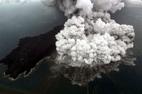 Sejarah Letusan Gunung Krakatau Hingga Kemunculan Anak Krakatau