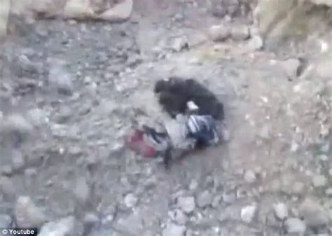 Syrian Rebel Buried Alive At Gunpoint In Most Horrific Video Yet To Emerge From Brutal Civil War